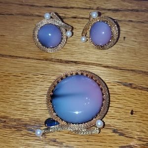 Vintage brooch and earrings